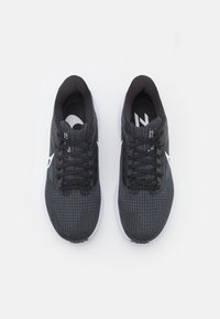 Nike Performance Katujuoksukengät - black