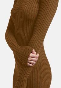 Wolford MERINO RIB - Strickkleid - autumn leaf