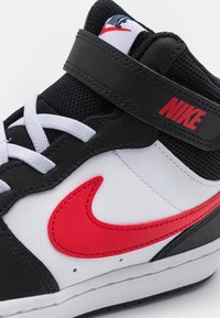 Nike Sportswear COURT BOROUGH MID 2 UNISEX - Sapatilhas de cano alto - white/black/university red