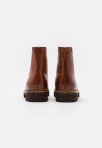 Grenson Botki sznurowane