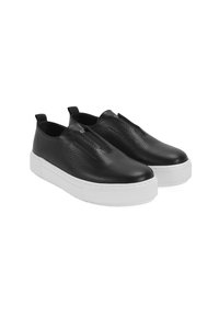 Schwarze Leder-Slipper mit strukturiertem Finish, elastischen Seitenpanelen und weißer Gummiplattformsohle. Keine sichtbaren Schnürsenkel oder Beschläge.