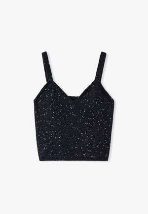 Schwarzes, gestricktes Croptop mit dünnen Trägern und verstreuten kleinen silbernen Pailletten auf weißem Hintergrund.