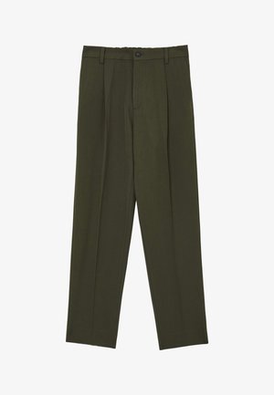 Pantalons plissés vert olive en tissu lisse, dotés d'une fermeture éclair et d'un bouton, avec des poches latérales biaisées.