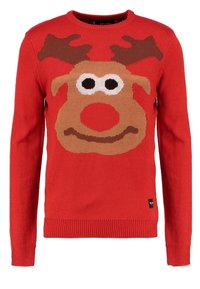 Pull en maille rouge avec un grand visage de renne de dessin animé, des bois bruns et un nez rouge sur le devant.