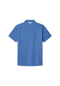 Niebieska koszulka polo wykonana z bawełny, z klasycznym kołnierzykiem i krótkimi rękawami, o gładkiej fakturze bez widocznych wzorów czy akcentów.