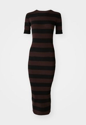 Gestreepte jurk met afwisselend zwarte en donkerbruine kleuren. Gemaakt van ribbelstof met een getailleerd silhouet en korte mouwen.