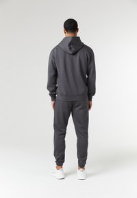 CLOSURE London VINTAGE VARSITY TRACKSUIT - Tuta - charcoal