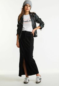Next COLUMN  - Maxinederdele - black