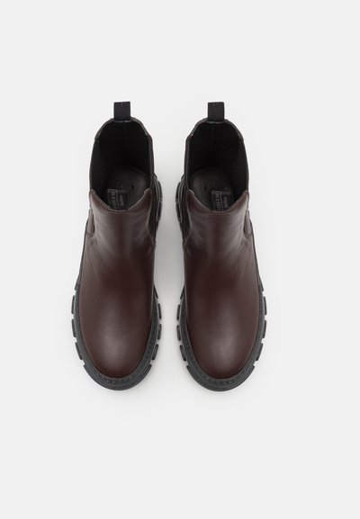 WEEKEND MaxMara ELLISSE - Platvormtallaga poolsaapad - moro
