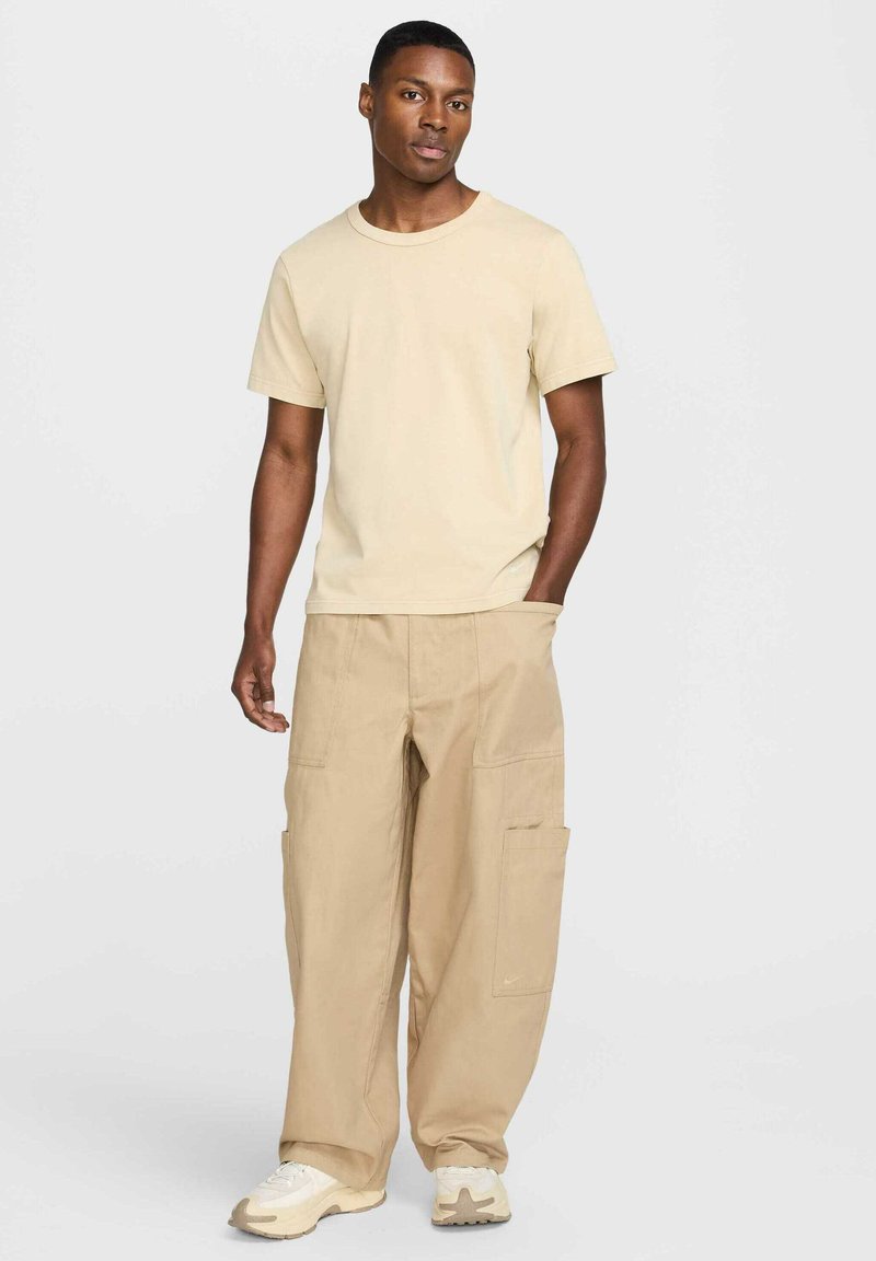Nike Sportswear Broek beige Nike Sportswear Broek beige