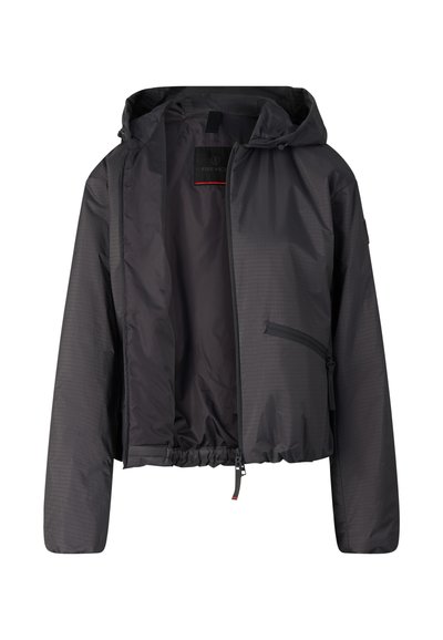 Czarna kapturowa kurtka z zamkiem błyskawicznym, elastycznym pasem i zapinanym na zamek bocznym kieszonką, pokazana otwarta, aby ukazać podszewkę wewnętrzną.