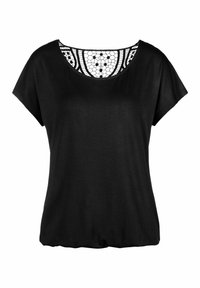 Schwarzes T-Shirt mit kurzen Ärmeln und rundem Ausschnitt, das auf der Rückseite mit kontrastierendem schwarzem Spitze-Detail versehen ist, aus weichem Stoff gefertigt.