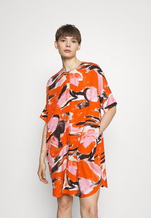 Day dress - artyred print