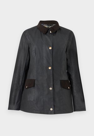 Μαύρο σακάκι με μακριά μανίκια, καφέ σκούρο γιακά και πατάκια τσεπών, με πέντε χρυσά κουμπιά κατά μήκος του μπροστινού μέρους.