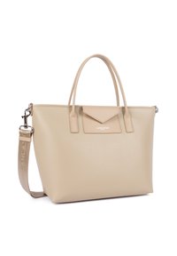 Borsa a tracolla in pelle beige testurizzata con doppi manici, tasca frontale con pattina e tracolla rimovibile marchiata "Lancaster."