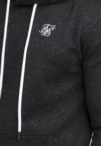 SIKSILK Luvtröja - black