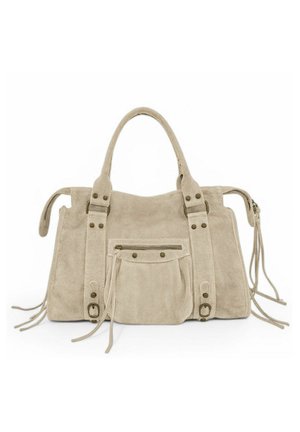Sac à main en daim beige avec double poignée, poche avant zippée, sangles à boucle et détails de pompons sur les côtés et la fermeture éclair de la poche.