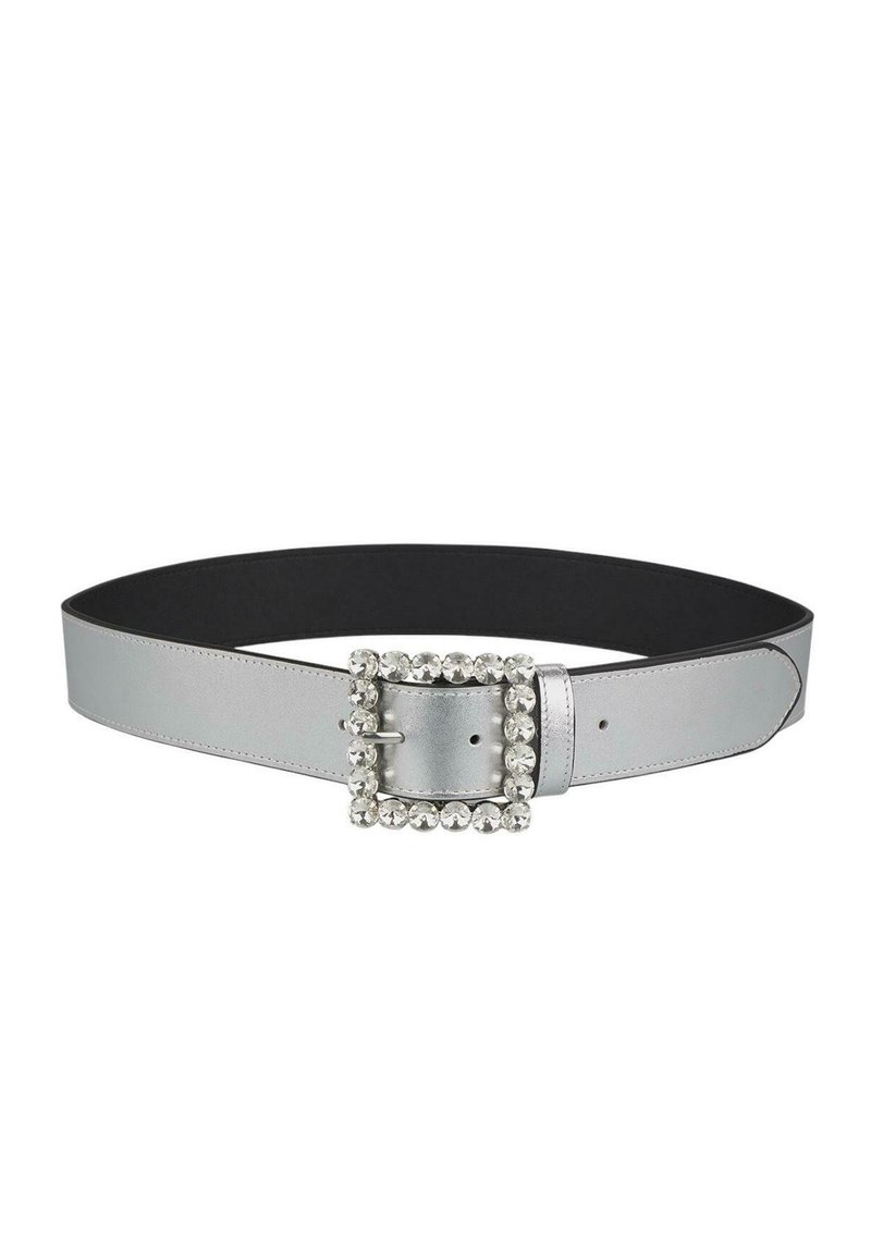 Cinturón de cuero plateado con un diseño ancho, que presenta una hebilla rectangular adornada con rhinestones y un lado inferior negro.