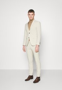 Lindbergh - MENS SUIT SET - Suit - sand Thumbnail Image 1