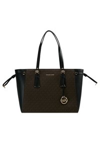 Bruine en zwarte totes bag met dubbele handvatten, textuurmateriaal, goudkleurige logo-charme en een gepatenteerd oppervlak. Beschikt over verstelbare zijkleppen.