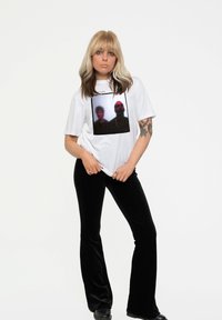 Paradiso Clothing TWENTY ONE PILOTS RED FILM BAND LOGO UNISEX - Print T-shirt - white