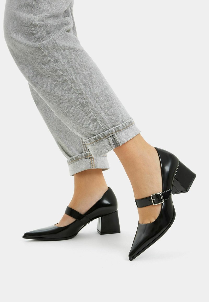 Bershka MARY JANES Czółenka/czarny Zalando.pl