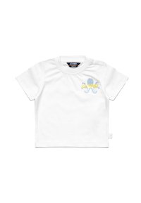 T-shirt bianco a maniche corte in cotone, con una grafica di un polpo blu e giallo sul petto e una chiusura a scatto sulla spalla.