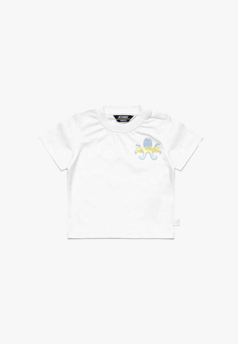 T-shirt bianco a maniche corte in cotone, con una grafica di un polpo blu e giallo sul petto e una chiusura a scatto sulla spalla.