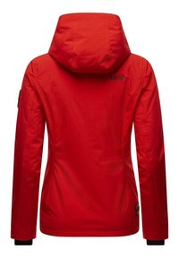 Veste imperméable rouge avec capuche, au toucher lisse, dotée de poches zippées et d'un logo dans le haut du dos. Manches longues avec poignets.