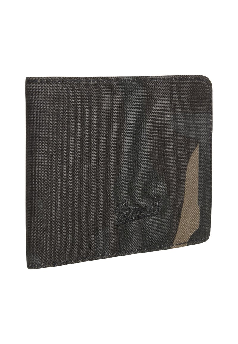 Portafoglio nero in tela con texture liscia, caratterizzato da un delicato motivo camouflage e logo in rilievo nella parte inferiore. Design compatto e rettangolare.