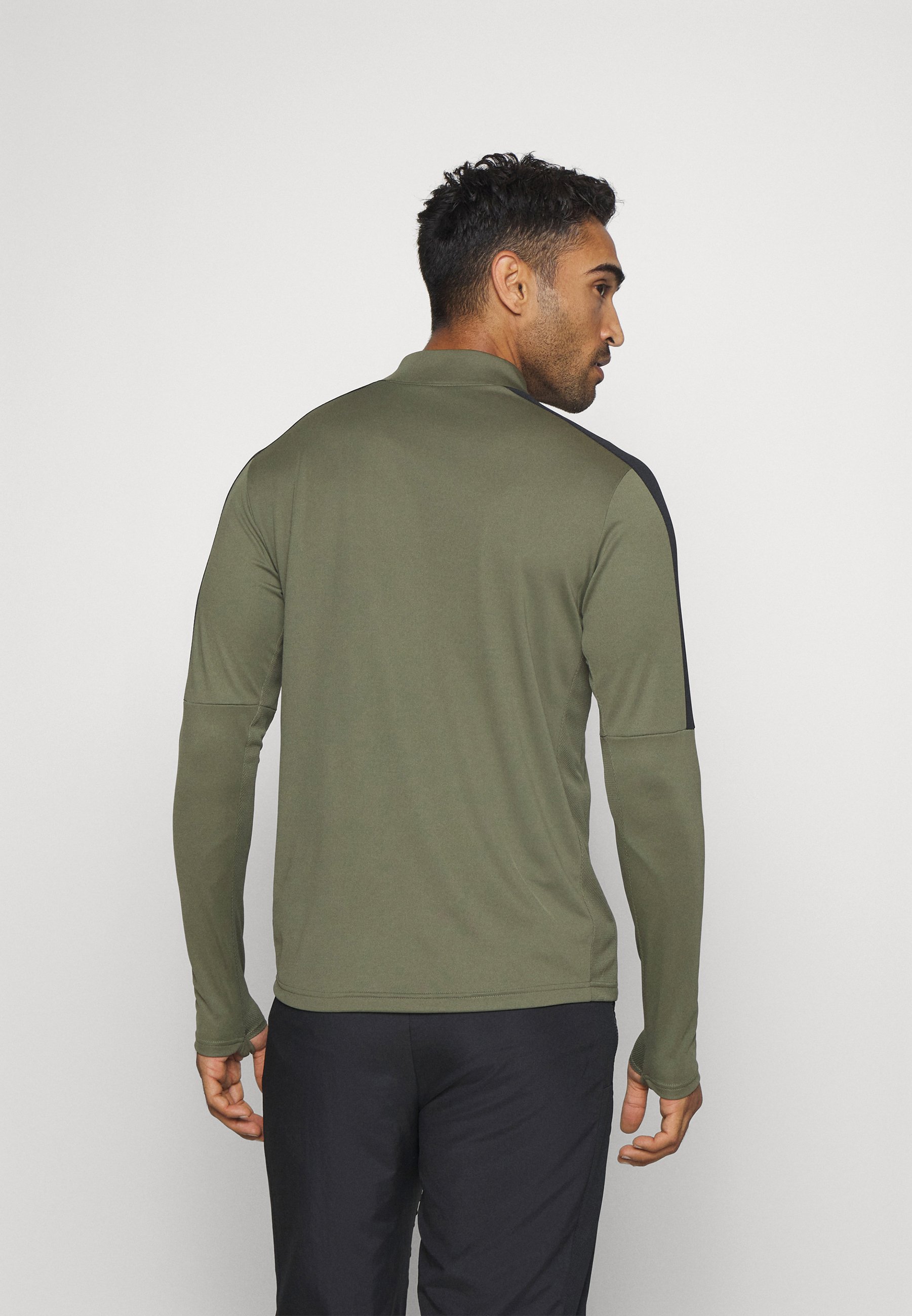 Jean True Religion Camouflage Olive Taille 30 - Modèle MDZA806MG2, Neuf Avec étiquettes