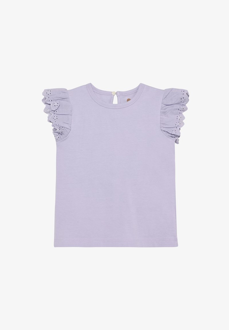 Liliowa bluzka z krótkim rękawem z plisowanymi falbanami zdobionymi ażurowymi detalami. Okrągły dekolt z zapięciem na guzik z tyłu. Miękki materiał.