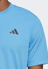 adidas Performance CLUB TENNIS - Camiseta deportiva - pulse blue