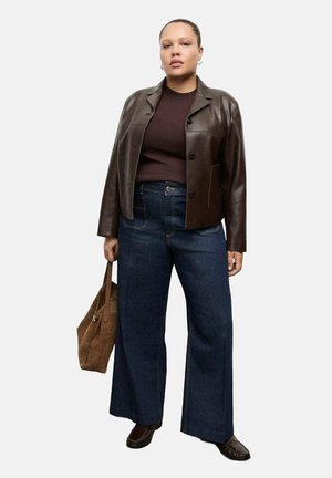 Vaqueros a campana - open blue