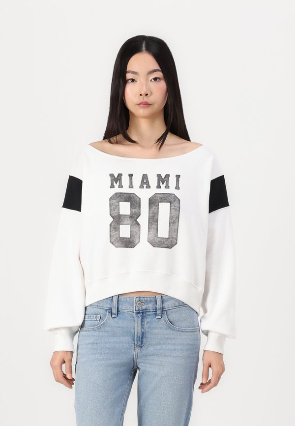 Easy Off-the-Shoulder Sporty Graphic Sweatshirt - Sweatshirt
