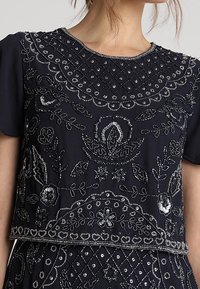 Lace & Beads Koktejlové šaty / šaty na párty - dark blue