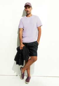 ARMEDANGELS MAARKUS SOLID - T-shirt basic - soft lilac