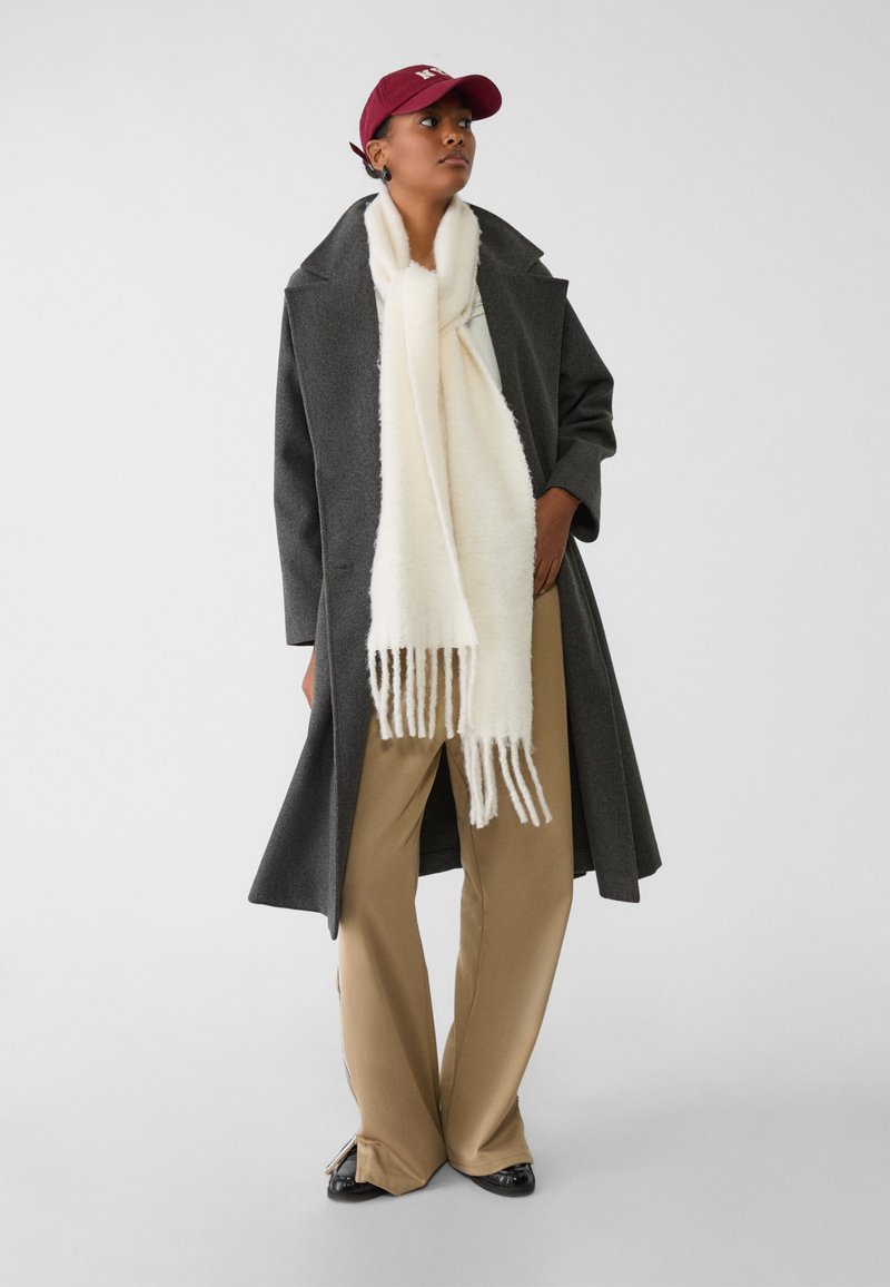 Stradivarius SOLID - Sjal / Tørklæder - beige