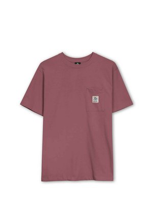 T-shirt a maniche corte in malva smorzato. Presenta una tasca frontale con una toppa grafica. Realizzato in cotone morbido con una vestibilità rilassata.