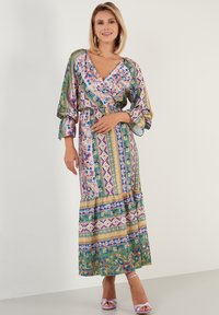 LELA REGULAR FIT - Maxi šaty - pink