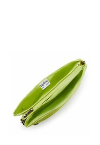 Portafoglio verde lime con doppia zip, dal design esterno liscio e cuciture a zigzag. Dotato di due scomparti e di un'etichetta Kipling interna.