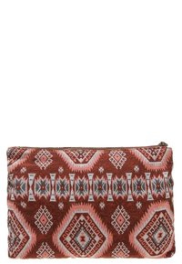 Pochette in tessuto con un motivo geometrico in rosso, rosa e bianco, dotata di una chiusura a zip nella parte superiore e di una morbida texture intrecciata.