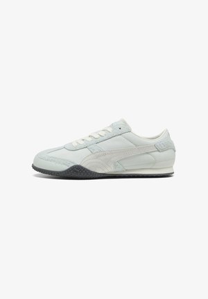Puma, BELLA UT BRUSHED LUXE WNS - Sneakers basse - créme de mint-moody gray