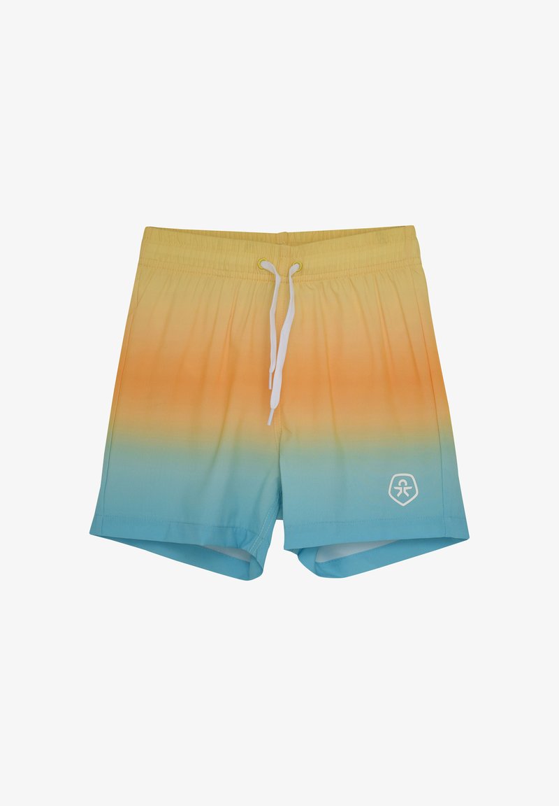 Szorty pływackie z gradientowym wzorem kolorów od żółtego do niebieskiego, wykonane z lekkiego materiału, z białym sznurkiem i logo jako akcentem.