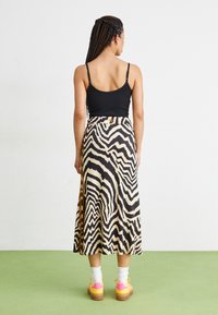 adidas Originals ADIDAS FARM RIO 3-STRIPES MAXI - A-vonalú szoknya - crystal sand