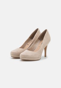 Tamaris Platåpumps - ivory