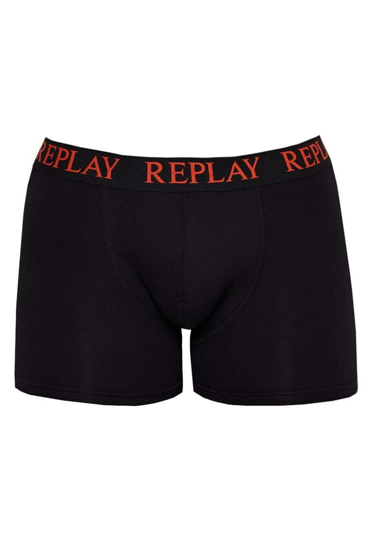 Boxer-briefs noirs pour hommes, au design ajusté. La ceinture élastique arbore le logo rouge "REPLAY". Matériau en coton doux, texture lisse.