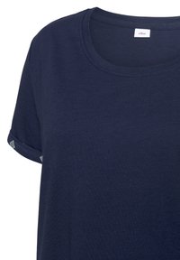 Navyblauwe t-shirt van zachte katoen, met een ronde hals en opgerolde korte mouwen met een subtiel patroon aan de manchetten.