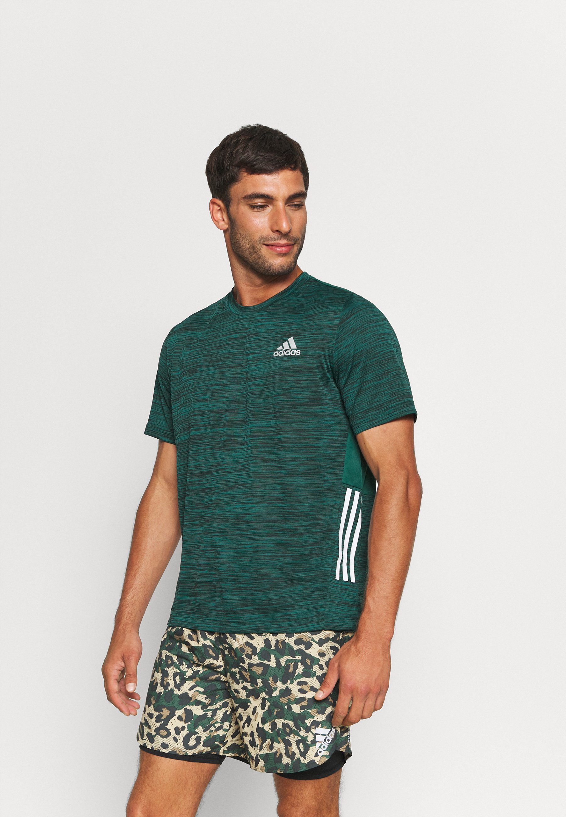 T-shirt - collegiate green 