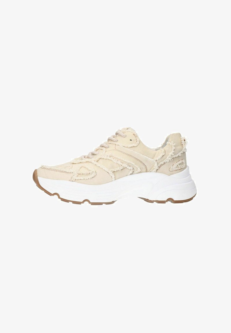 Bottine de sport beige avec un dessus texturé et effiloché, des coutures proéminentes et une semelle intermédiaire blanche. Semelle extérieure en caoutchouc pour une meilleure adhérence.